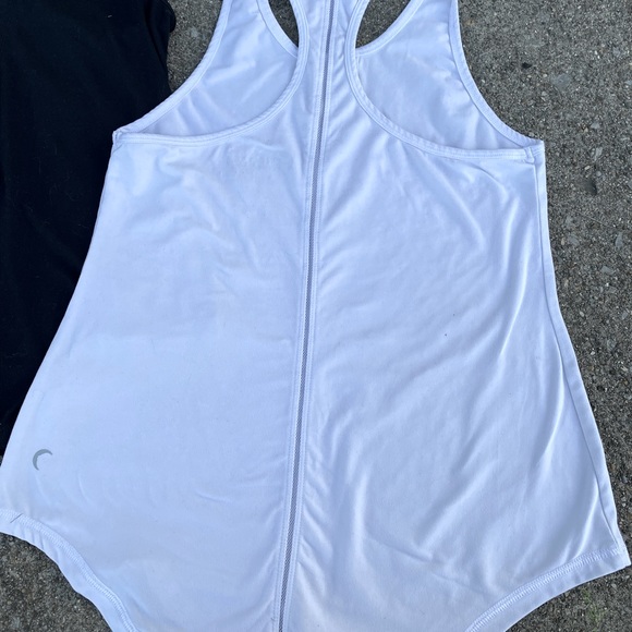 Zyia Effortless Tanks - Picture 2 of 4